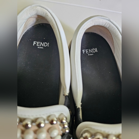 Fendi Black/White Leather Studded Karl Lover Slip On Sneakers. Size 35 - Picture 15 of 16